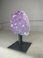 Amethist op standaard - OS17, Ophalen of Verzenden, Mineraal