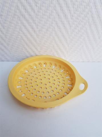 T177 Rasp, past op de mixkom, Tupperware beschikbaar voor biedingen