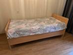 Bed en kledingkast zganw, Ophalen, Zo goed als nieuw, Eenpersoons
