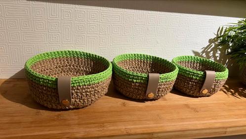 Set van 3 jute mandjes met appel groen katoen en leren band, Huis en Inrichting, Woonaccessoires | Schalen en Manden, Nieuw, Mand
