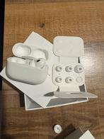AirPods Pro 2 origineel met bon (3 mnd oud)rechte oor+case, Ophalen of Verzenden, Zo goed als nieuw, Overige merken, Draadloos