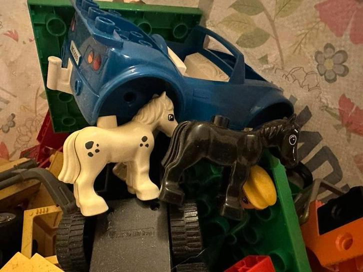 Zak met grote duplo bouwstenen: autootjes, poppetjes, dieren, Kinderen en Baby's, Speelgoed | Bouwstenen, Zo goed als nieuw, Ophalen of Verzenden