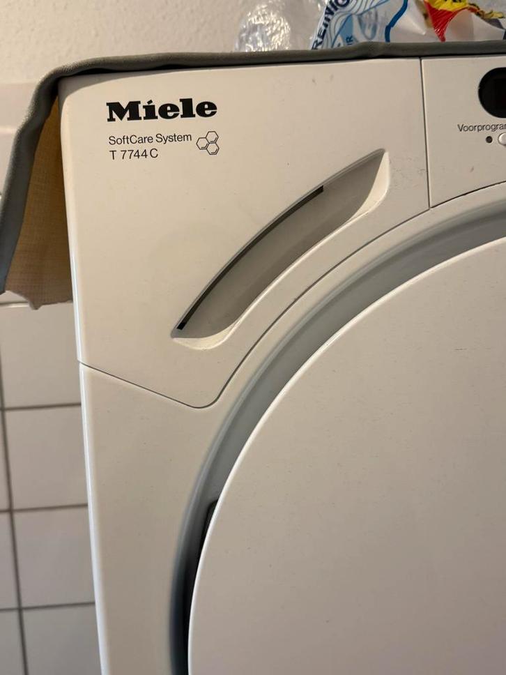 Miele Wasdroger T7744C goeie staat, Witgoed en Apparatuur, Wasdrogers, Gebruikt, Condens, Voorlader, 6 tot 8 kg, 85 tot 90 cm
