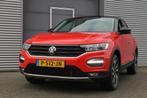 Volkswagen T-Roc 1.5 TSI Active I AUTOMAAT I NAVI I CARPLAY, 1254 kg, Stof, 4 cilinders, 150 pk