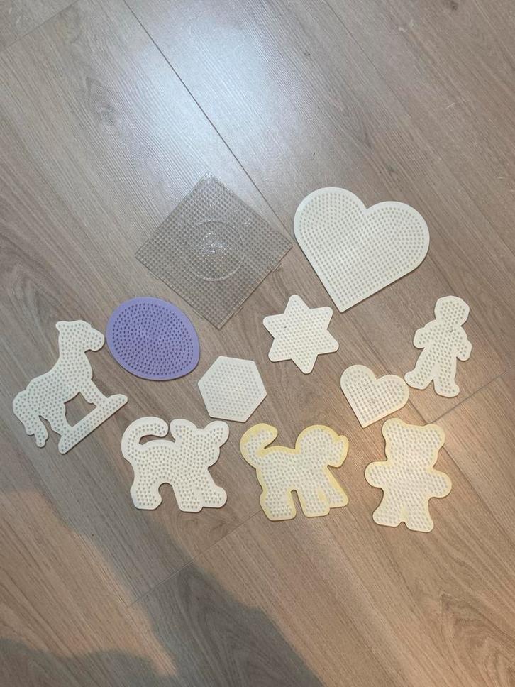 Strijkkralen figuren set, Kinderen en Baby's, Speelgoed | Educatief en Creatief, Gebruikt, Knutselen, Ophalen of Verzenden