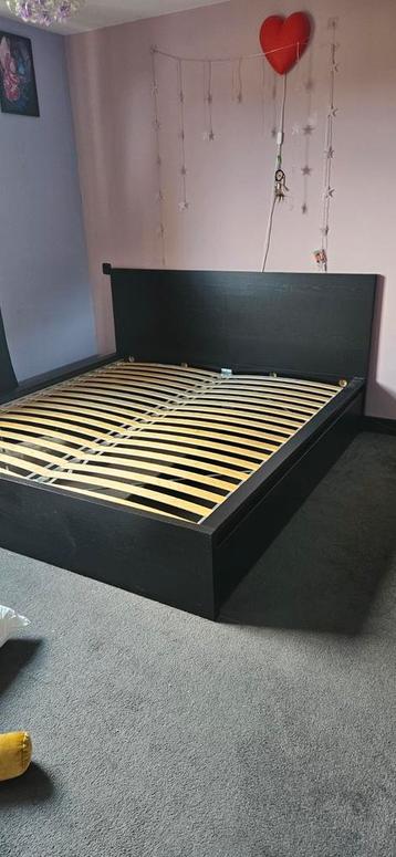 Tweepersoonsbed - Zo goed als nieuw beschikbaar voor biedingen