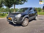 Hyundai Tucson 2.0i Dynamic (apk: 23-09-2026), 4 cilinders, Zwart, Origineel Nederlands, Bedrijf