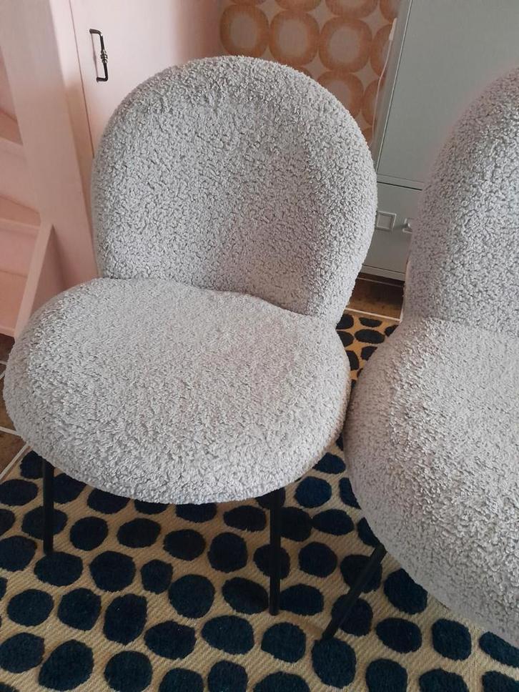 Karwei Babs Eetkamerstoel - Teddy Stof, Huis en Inrichting, Stoelen, Ophalen