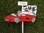 Geboorteborden Geboortebord baby in rode sportauto., Kinderen en Baby's, Kraamcadeaus en Geboorteborden, Ophalen, Nieuw, Geboortebord