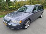 Volvo V70 2.4 140PK 2007 Grijs, Auto's, Voorwielaandrijving, Zwart, 4 cilinders, Stationwagon