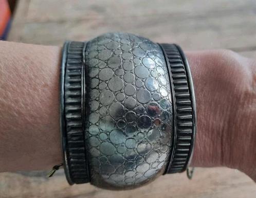 Handgemaakte zilveren armband uit India, Sieraden, Tassen en Uiterlijk, Armbanden, Gebruikt, Zilver, Zilver, Ophalen of Verzenden