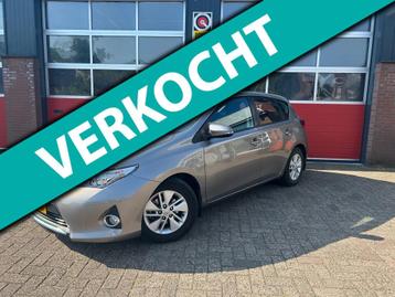 Toyota Auris 1.8 Hybrid Aspiration, trekhaak, beschikbaar voor biedingen