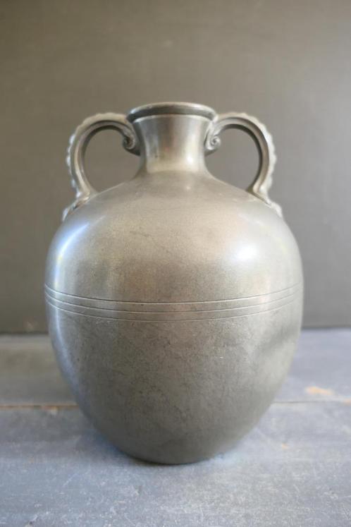 Vintage vaas tin met wat deuken. Etain Pur C.K. & Co. Tiel, Antiek en Kunst, Antiek | Vazen, Verzenden