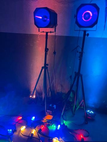 BLACKLIGHT NEONBAK feestset te huur /feest verlichting beschikbaar voor biedingen