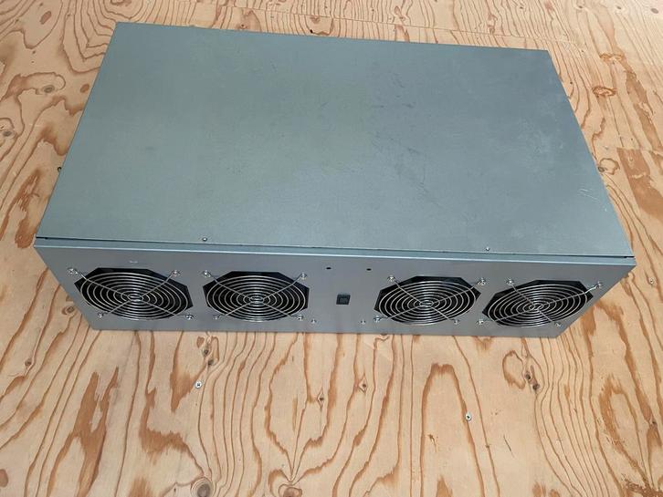 Crypto/AI GPU Case 2000W - voor 8 Videokaarten - Plug & Play, Computers en Software, Barebones, Gebruikt, Ophalen of Verzenden