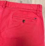 Tommy Hilfiger Denim chinobroek rood - Maat W34 L32, Maat 52/54 (L), Tommy Hilfiger, Ophalen of Verzenden, Zo goed als nieuw