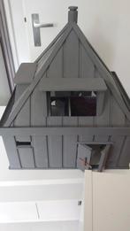 Grote houten boerderij/poppenhuis met heel veel meubels enz., Verzamelen, Ophalen, Zo goed als nieuw, Poppenhuis