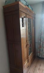 Antieke kledingkast met spiegeldeuren, Ophalen