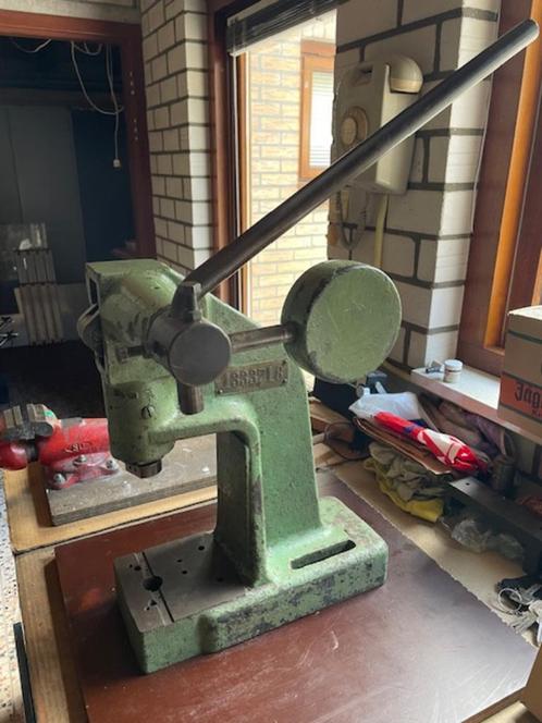 Handpers met kniehefboom, Doe-het-zelf en Verbouw, Gereedschap | Handgereedschap, Gebruikt, Ophalen