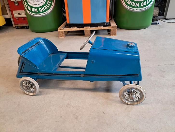 Oude trapauto in nette staat is nog bespeelbaar., Antiek en Kunst, Antiek | Speelgoed, Ophalen