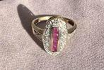 UIT ERFENIS GOUDEN ART DECO RING MET 5 ROBIJNEN EN D, Ophalen of Verzenden, Dame, Goud, Goud
