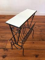 Vintage lectuurtafel / bijzettafel, retro vintage design, Ophalen of Verzenden, Zo goed als nieuw