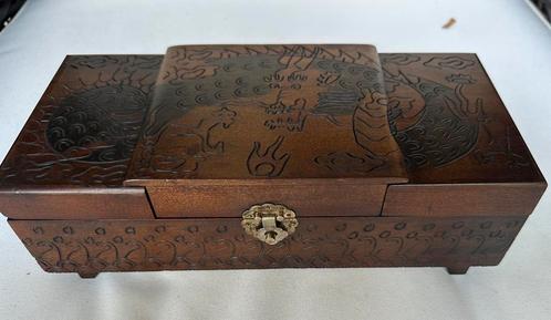 Vintage Chinees houten sieraden- & muziekdoos, Huis en Inrichting, Woonaccessoires | Kisten, Zo goed als nieuw, Minder dan 50 cm