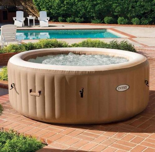 Opblaasbare Jacuzzi te huur voor slechts €40 per dag!, Tuin en Terras, Bubbelbaden en Hottubs, Zo goed als nieuw, Filter, Ophalen of Verzenden
