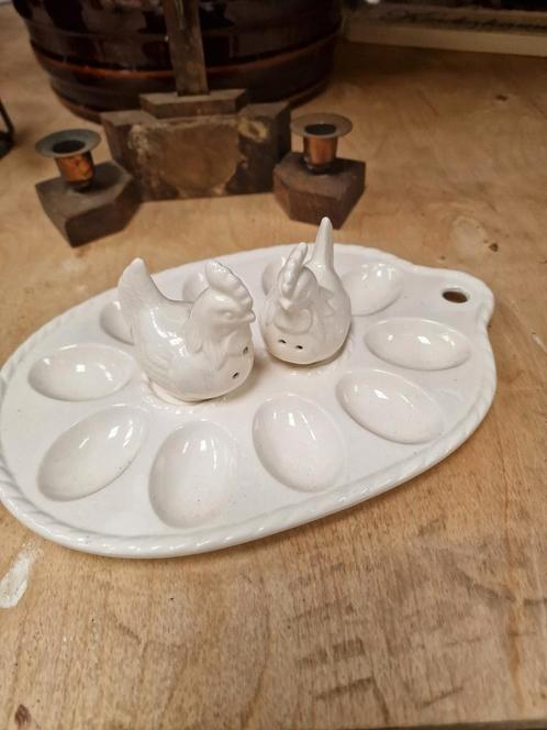 Leuk brocant eierschaal met peper zout stel kip/haan vorm, Antiek en Kunst, Antiek | Schalen, Ophalen