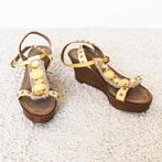 Schitterende Leren Janet Janet Sleehakken s6 (maat 37) €65,-, Janet Janet, Geel, Zo goed als nieuw, Sandalen of Muiltjes