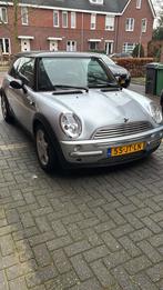 Mini 1.6 16V Cooper 2002 Grijs met Panorama Schuifdak, Auto's, Voorwielaandrijving, 1025 kg, 4 cilinders, 4 stoelen