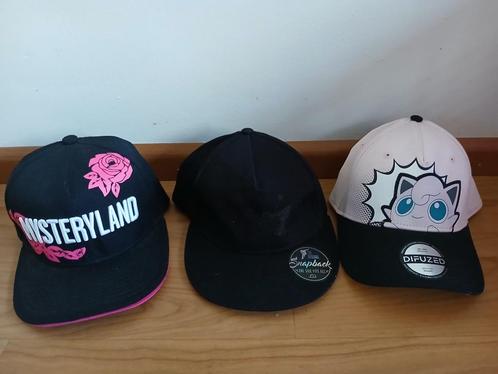 3 NIEUWE Dames Verstelbare petten , Materiaal:85% Polyacryl,, Kleding | Heren, Hoeden en Petten, Nieuw, One size fits all, Ophalen of Verzenden