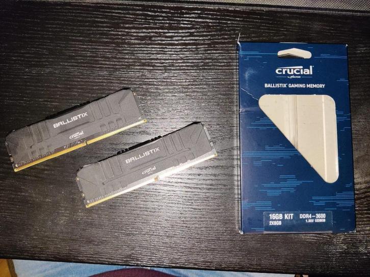 Crucial Ballistix 16GB (2x8GB) DDR4 3600MHz, Computers en Software, RAM geheugen, Zo goed als nieuw, Desktop, 16 GB, DDR4, Ophalen of Verzenden
