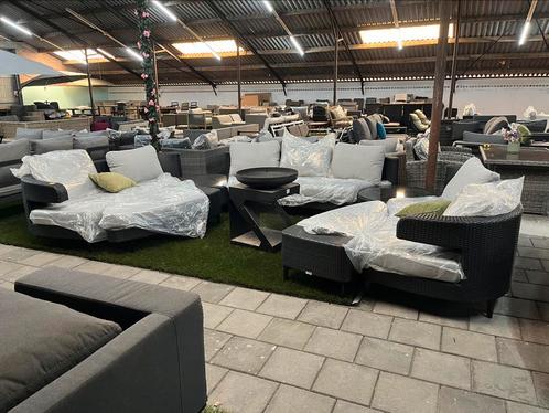 Artie design loungeset met meerdere tafels en voetenbanken., Tuin en Terras, Tuinsets en Loungesets, Nieuw, Ophalen of Verzenden
