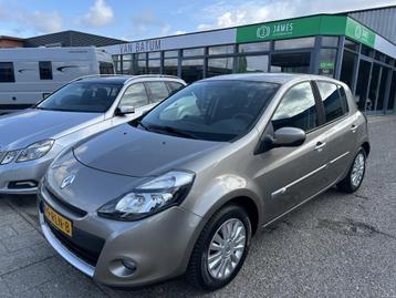Renault Clio 1.6-16V Dynamique beschikbaar voor biedingen