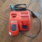 Milwaukee acculader M12-18FC, Doe-het-zelf en Verbouw, Ophalen of Verzenden, Gebruikt