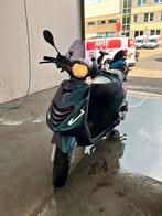 Piaggio zip iget 50cc, Fietsen en Brommers, Scooters | Piaggio, Ophalen, Maximaal 45 km/u, Zip, Zo goed als nieuw