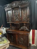 Antieke Mechelse kast jachtkast snijwerk buffetkast, Antiek en Kunst, Ophalen
