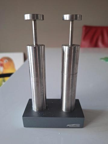 Peper en zoutstel metaalstaal reclameartikel design beschikbaar voor biedingen