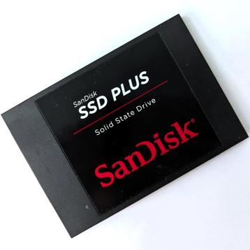 Ongebruikte Sandisk SSD Plus 120GB MLC SSD: 2.5 inch, SATA beschikbaar voor biedingen