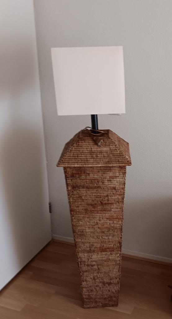 Vloerlamp - riet, Huis en Inrichting, Lampen | Vloerlampen, Gebruikt, 150 tot 200 cm, Overige materialen, Ophalen