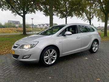 Opel Astra Sports Tourer 1.4 Turbo Sport (bj 2011) beschikbaar voor biedingen