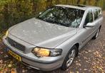 Volvo V70 2.4 T 200PK AUT 2000 Grijs, Auto's, Volvo, 1800 kg, Zwart, Leder en Stof, Stationwagon