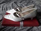 Ivoor kleurige trouwschoenen maat 40 (7), Rainbow, Overige kleuren, Schoenen, Ophalen of Verzenden