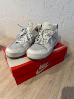 Nike W dunk low disrupt photon dust (UK5.5 / EUR39), Verzenden, Wit, Nike, Sneakers of Gympen