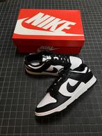 Nike dunk Low panda - Black white 44, Kleding | Heren, Schoenen, Nieuw, Ophalen of Verzenden, Nike