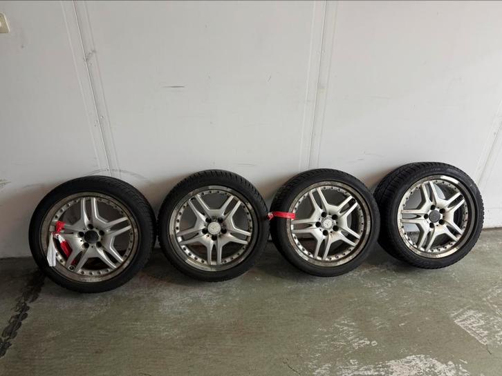 Mercedes velgen + Pirelli winterbanden 245/40 R18, Auto-onderdelen, Banden en Velgen, Banden en Velgen, Winterbanden, 18 inch