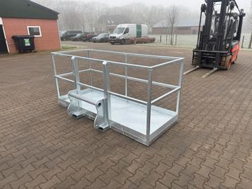 Manbak Manitou heftruck beschikbaar voor biedingen