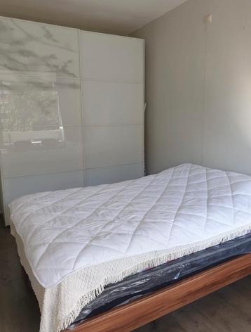 Twijfelaar bed
