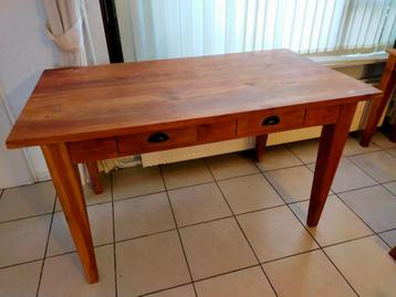 Eettafel van massief hout 2 kleine laadjes 80 x 140 x 80 cm beschikbaar voor biedingen
